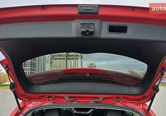 Червоний Кіа Niro, об'ємом двигуна 0 л та пробігом 141 тис. км за 19700 $, фото 13 на Automoto.ua