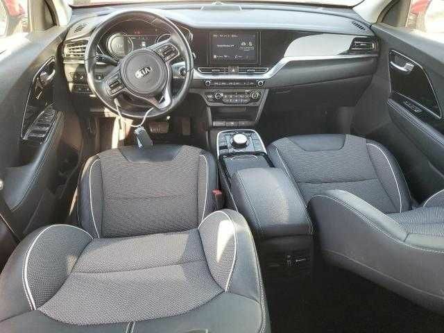 Червоний Кіа Niro, об'ємом двигуна 0 л та пробігом 78 тис. км за 6000 $, фото 7 на Automoto.ua