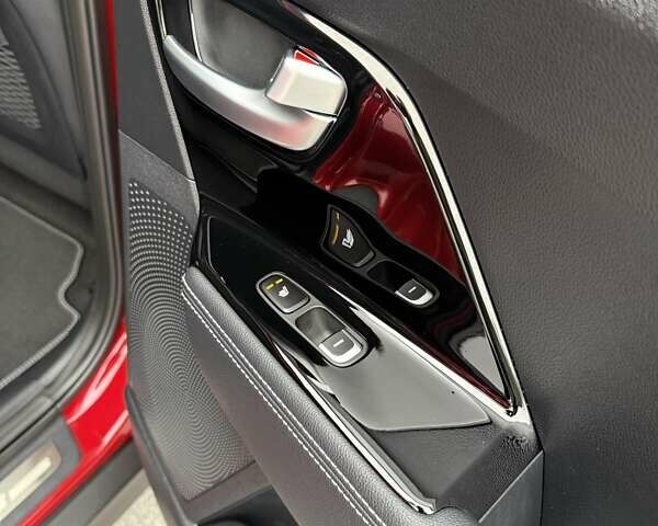 Червоний Кіа Niro, об'ємом двигуна 0 л та пробігом 52 тис. км за 21700 $, фото 42 на Automoto.ua