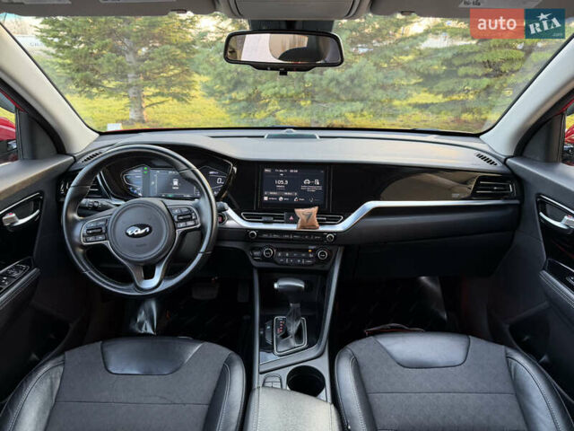 Красный Киа Niro, объемом двигателя 1.6 л и пробегом 52 тыс. км за 23800 $, фото 9 на Automoto.ua