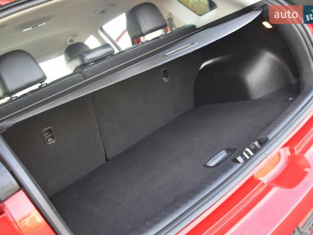 Красный Киа Niro, объемом двигателя 0 л и пробегом 91 тыс. км за 19550 $, фото 54 на Automoto.ua