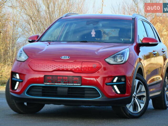 Красный Киа Niro, объемом двигателя 0 л и пробегом 91 тыс. км за 19550 $, фото 11 на Automoto.ua