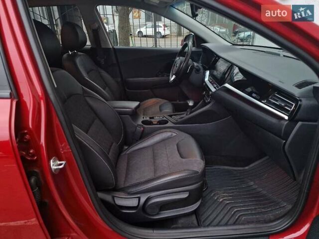 Червоний Кіа Niro, об'ємом двигуна 1.58 л та пробігом 34 тис. км за 28990 $, фото 39 на Automoto.ua