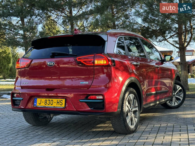 Красный Киа Niro, объемом двигателя 0 л и пробегом 55 тыс. км за 19750 $, фото 58 на Automoto.ua