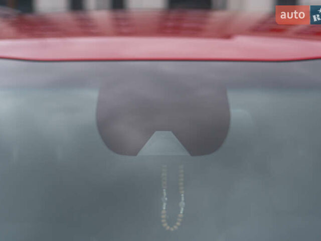 Червоний Кіа Niro, об'ємом двигуна 0 л та пробігом 46 тис. км за 24500 $, фото 43 на Automoto.ua