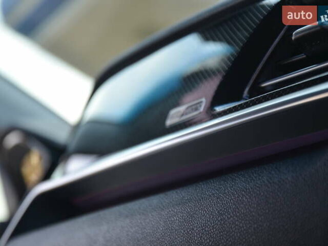 Красный Киа Niro, объемом двигателя 0 л и пробегом 91 тыс. км за 19550 $, фото 62 на Automoto.ua