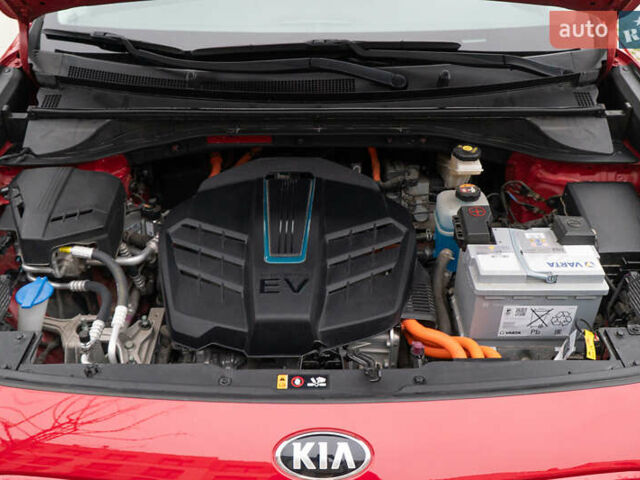 Червоний Кіа Niro, об'ємом двигуна 0 л та пробігом 46 тис. км за 24500 $, фото 54 на Automoto.ua