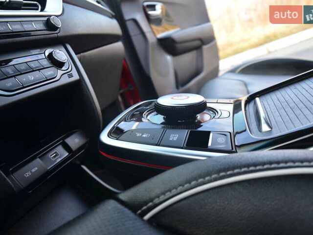 Красный Киа Niro, объемом двигателя 0 л и пробегом 91 тыс. км за 19550 $, фото 37 на Automoto.ua