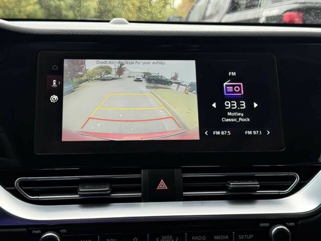 Червоний Кіа Niro, об'ємом двигуна 1.6 л та пробігом 12 тис. км за 14000 $, фото 11 на Automoto.ua