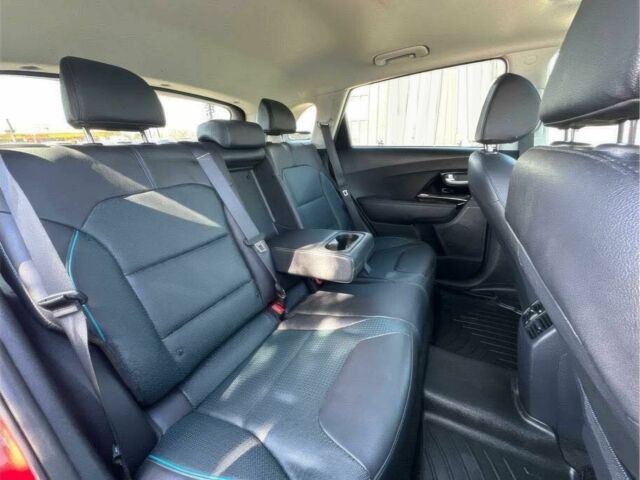 Красный Киа Niro, объемом двигателя 2 л и пробегом 47 тыс. км за 10000 $, фото 13 на Automoto.ua