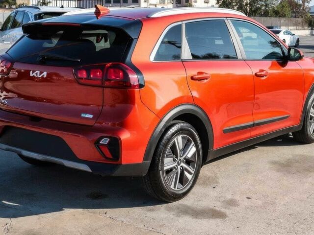 Красный Киа Niro, объемом двигателя 1.6 л и пробегом 23 тыс. км за 14000 $, фото 3 на Automoto.ua