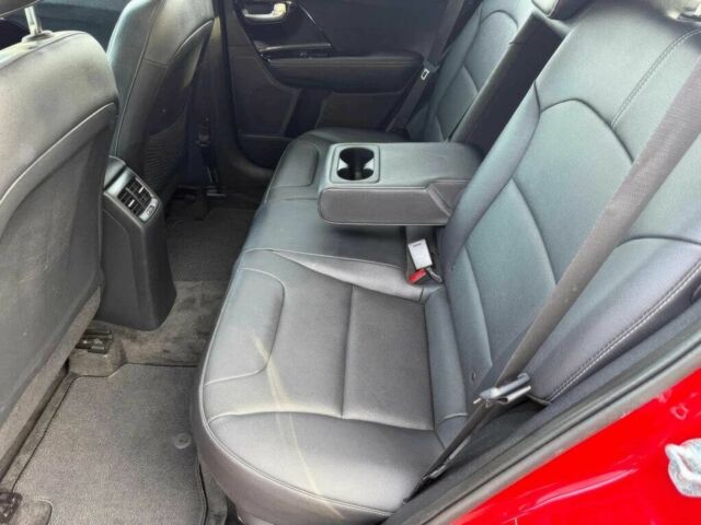 Красный Киа Niro, объемом двигателя 1.6 л и пробегом 17 тыс. км за 16500 $, фото 9 на Automoto.ua