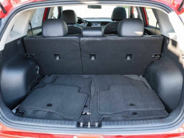 Красный Киа Niro, объемом двигателя 1.6 л и пробегом 23 тыс. км за 14000 $, фото 17 на Automoto.ua