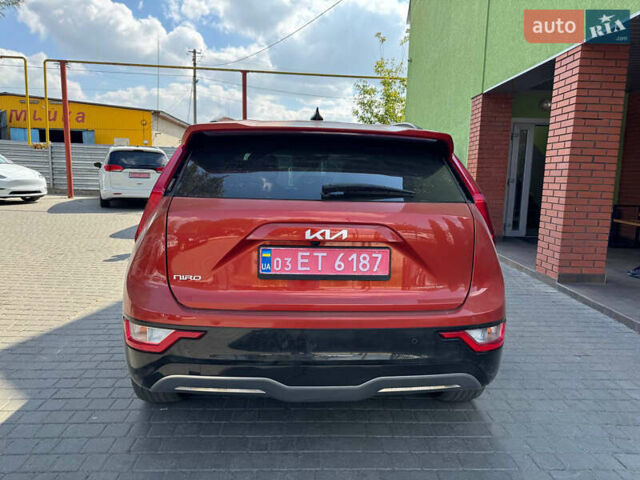 Червоний Кіа Niro, об'ємом двигуна 0 л та пробігом 26 тис. км за 25500 $, фото 5 на Automoto.ua