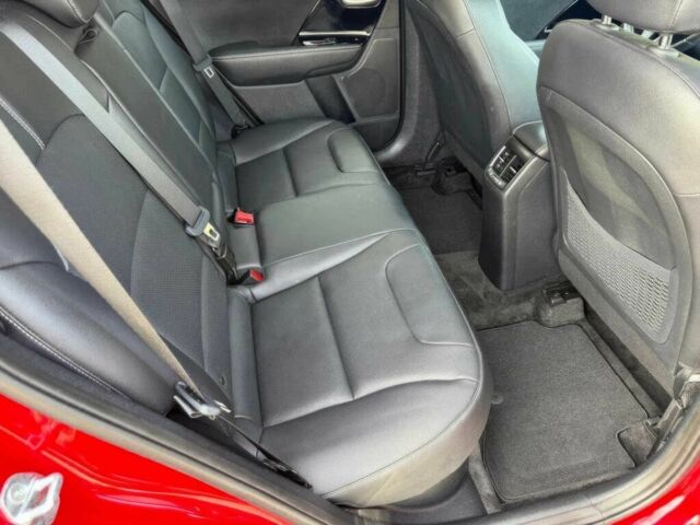 Красный Киа Niro, объемом двигателя 1.6 л и пробегом 17 тыс. км за 16500 $, фото 10 на Automoto.ua
