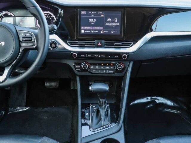 Красный Киа Niro, объемом двигателя 1.6 л и пробегом 23 тыс. км за 14000 $, фото 9 на Automoto.ua