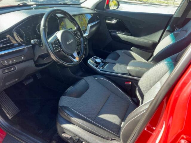 Красный Киа Niro, объемом двигателя 0 л и пробегом 22 тыс. км за 10100 $, фото 7 на Automoto.ua