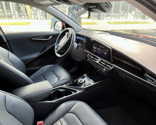 Красный Киа Niro, объемом двигателя 0 л и пробегом 34 тыс. км за 26400 $, фото 18 на Automoto.ua