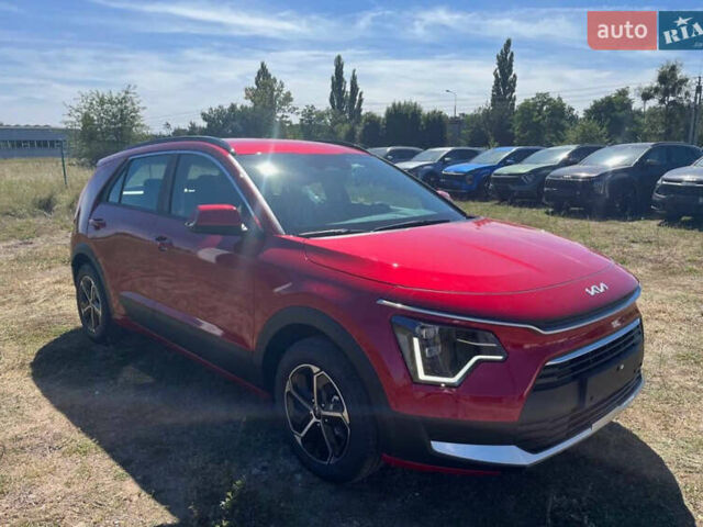 Червоний Кіа Niro, об'ємом двигуна 1.58 л та пробігом 42 тис. км за 22000 $, фото 3 на Automoto.ua