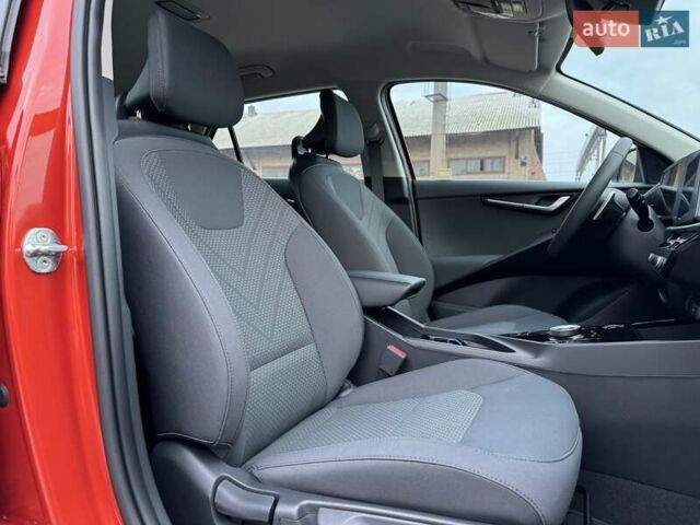 Красный Киа Niro, объемом двигателя 0 л и пробегом 1 тыс. км за 28900 $, фото 27 на Automoto.ua