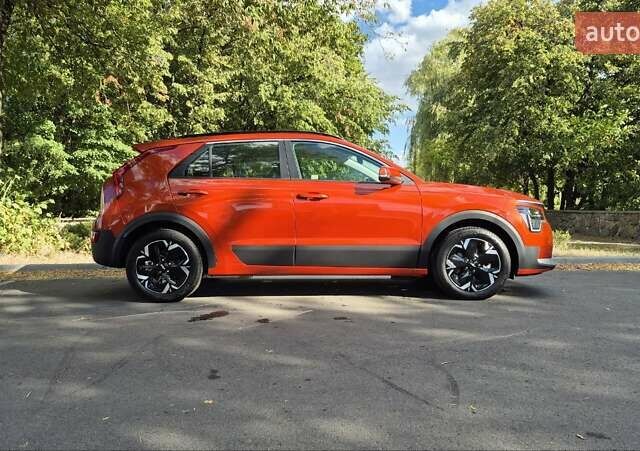 Красный Киа Niro, объемом двигателя 0 л и пробегом 1 тыс. км за 28500 $, фото 3 на Automoto.ua