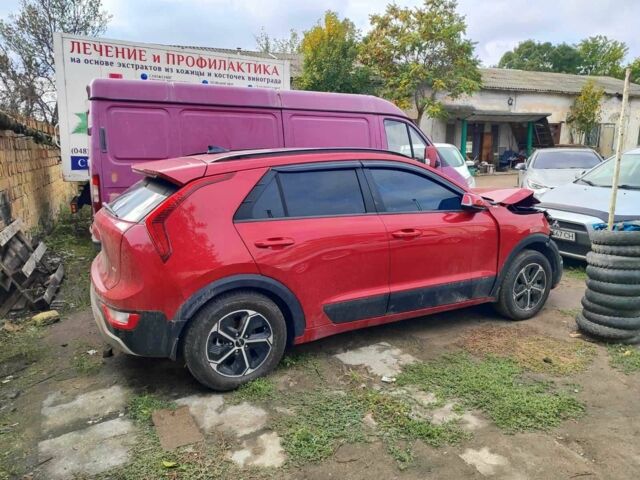 Киа Niro 2023 в Одессе на Automoto.ua Красный Киа Niro, объемом двигателя 1.6 л и пробегом 170 тыс. км за 345 $, фото 8 на Automoto.ua