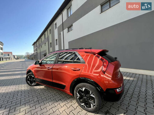 Красный Киа Niro, объемом двигателя 0 л и пробегом 34 тыс. км за 26400 $, фото 6 на Automoto.ua
