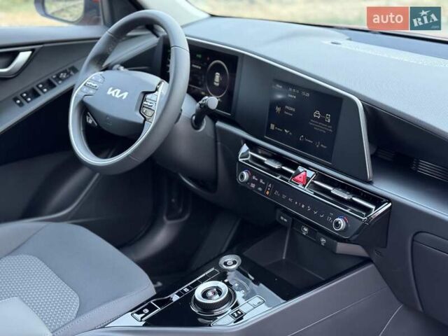 Красный Киа Niro, объемом двигателя 0 л и пробегом 1 тыс. км за 28900 $, фото 22 на Automoto.ua