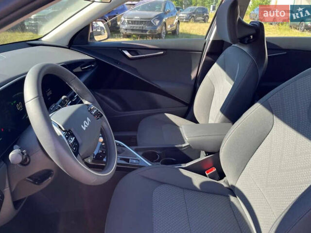 Червоний Кіа Niro, об'ємом двигуна 1.58 л та пробігом 42 тис. км за 22000 $, фото 9 на Automoto.ua