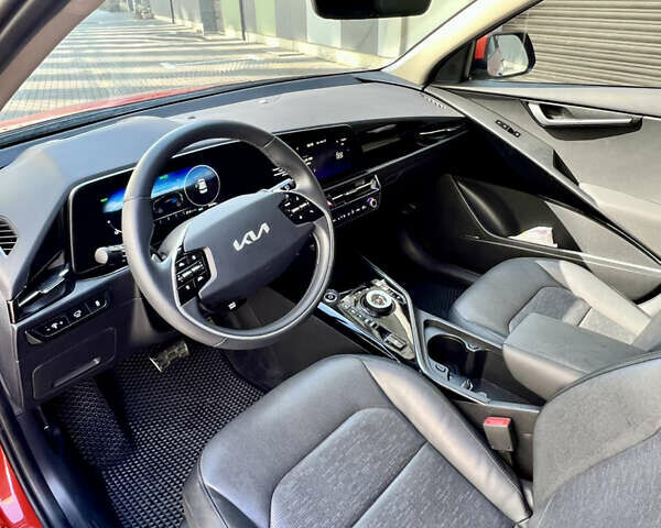 Красный Киа Niro, объемом двигателя 0 л и пробегом 34 тыс. км за 26400 $, фото 16 на Automoto.ua