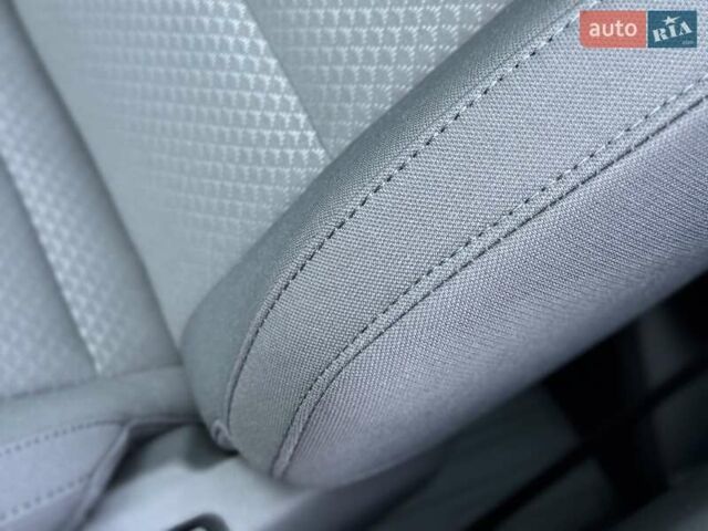 Красный Киа Niro, объемом двигателя 0 л и пробегом 1 тыс. км за 28900 $, фото 37 на Automoto.ua