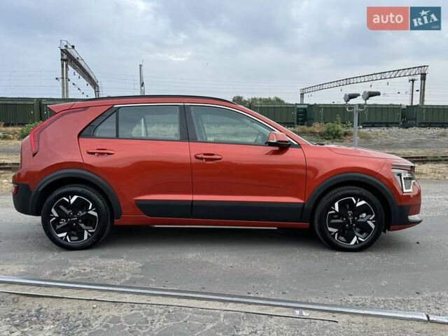 Красный Киа Niro, объемом двигателя 0 л и пробегом 1 тыс. км за 28900 $, фото 5 на Automoto.ua