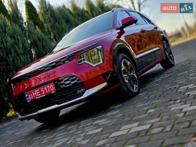 Красный Киа Niro, объемом двигателя 0 л и пробегом 19 тыс. км за 27900 $, фото 1 на Automoto.ua