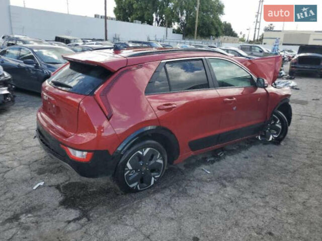 Красный Киа Niro, объемом двигателя 0 л и пробегом 31 тыс. км за 7800 $, фото 4 на Automoto.ua