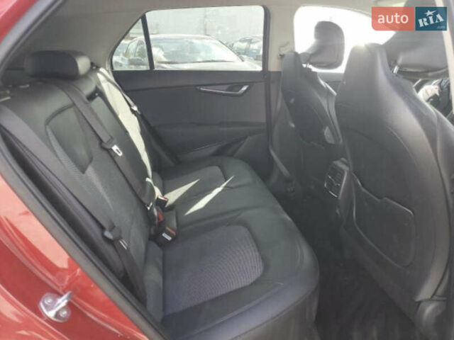 Красный Киа Niro, объемом двигателя 0 л и пробегом 31 тыс. км за 7800 $, фото 7 на Automoto.ua