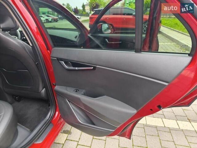 Красный Киа Niro, объемом двигателя 0 л и пробегом 20 тыс. км за 22900 $, фото 21 на Automoto.ua