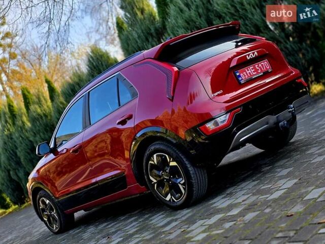 Красный Киа Niro, объемом двигателя 0 л и пробегом 19 тыс. км за 27900 $, фото 10 на Automoto.ua