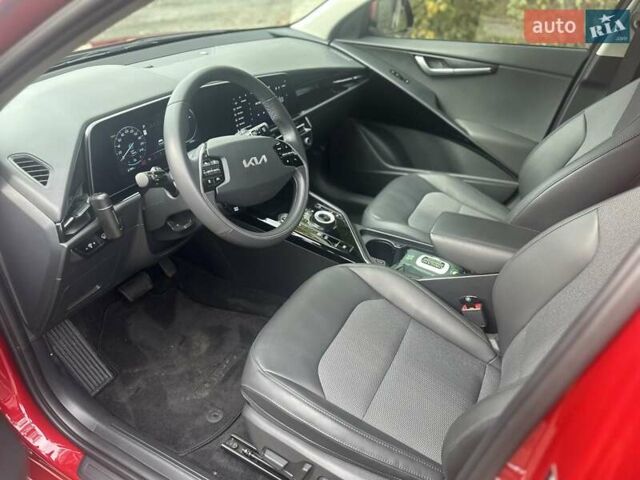 Красный Киа Niro, объемом двигателя 0 л и пробегом 14 тыс. км за 24300 $, фото 20 на Automoto.ua