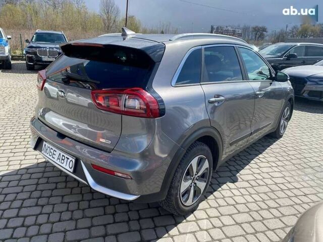 Киа Niro, объемом двигателя 0 л и пробегом 170 тыс. км за 15500 $, фото 6 на Automoto.ua
