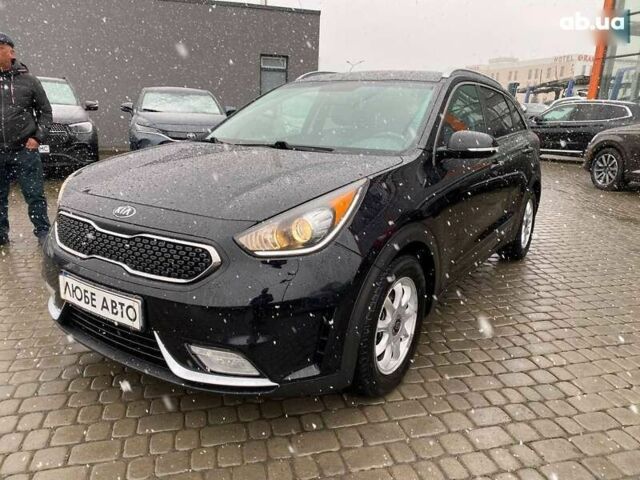 Киа Niro, объемом двигателя 0 л и пробегом 167 тыс. км за 14950 $, фото 2 на Automoto.ua