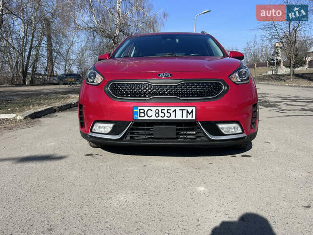 Киа Niro, объемом двигателя 1.58 л и пробегом 81 тыс. км за 15000 $, фото 2 на Automoto.ua