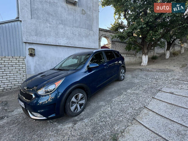 Кіа Niro 2017 у Миколаєві на Automoto.ua Кіа Niro, об'ємом двигуна 1.6 л та пробігом 164 тис. км за 15000 $, фото 1 на Automoto.ua