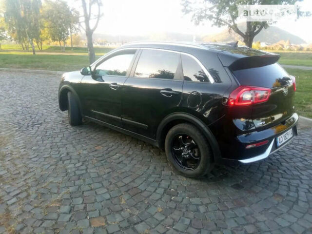 Кіа Niro, об'ємом двигуна 1.58 л та пробігом 144 тис. км за 15750 $, фото 15 на Automoto.ua