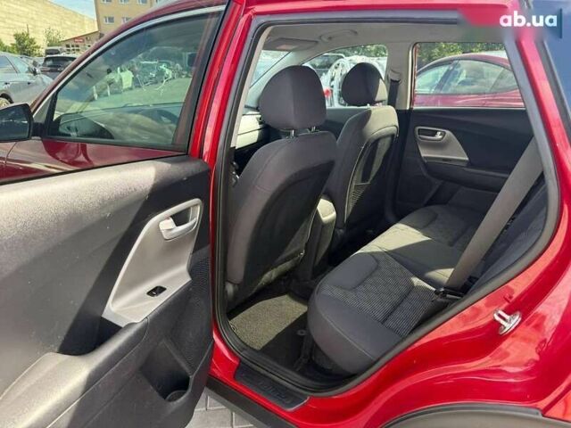 Киа Niro, объемом двигателя 0 л и пробегом 174 тыс. км за 10100 $, фото 16 на Automoto.ua