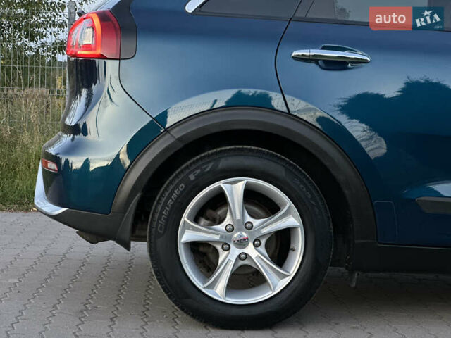 Кіа Niro, об'ємом двигуна 1.58 л та пробігом 135 тис. км за 17000 $, фото 7 на Automoto.ua