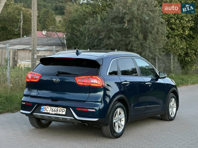Кіа Niro, об'ємом двигуна 1.58 л та пробігом 135 тис. км за 17000 $, фото 6 на Automoto.ua