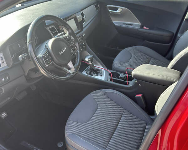 Киа Niro, объемом двигателя 1.58 л и пробегом 81 тыс. км за 15000 $, фото 16 на Automoto.ua