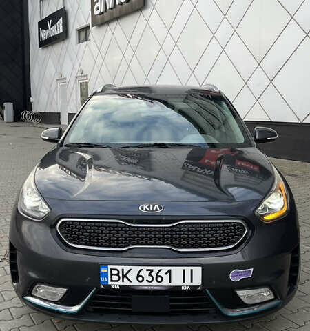 Кіа Niro, об'ємом двигуна 1.58 л та пробігом 70 тис. км за 19500 $, фото 17 на Automoto.ua