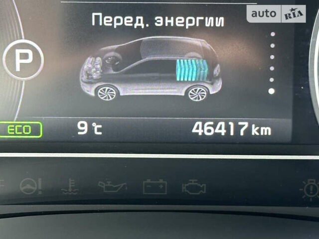 Кіа Niro, об'ємом двигуна 1.58 л та пробігом 46 тис. км за 19200 $, фото 4 на Automoto.ua