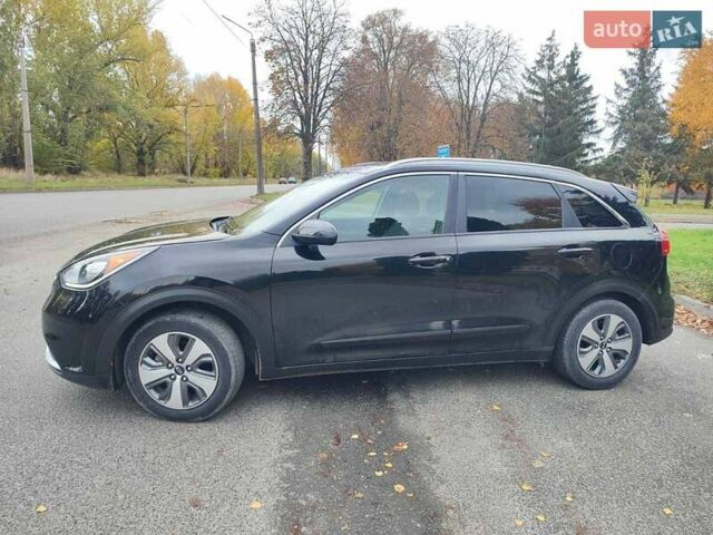 Киа Niro, объемом двигателя 1.58 л и пробегом 58 тыс. км за 12800 $, фото 7 на Automoto.ua
